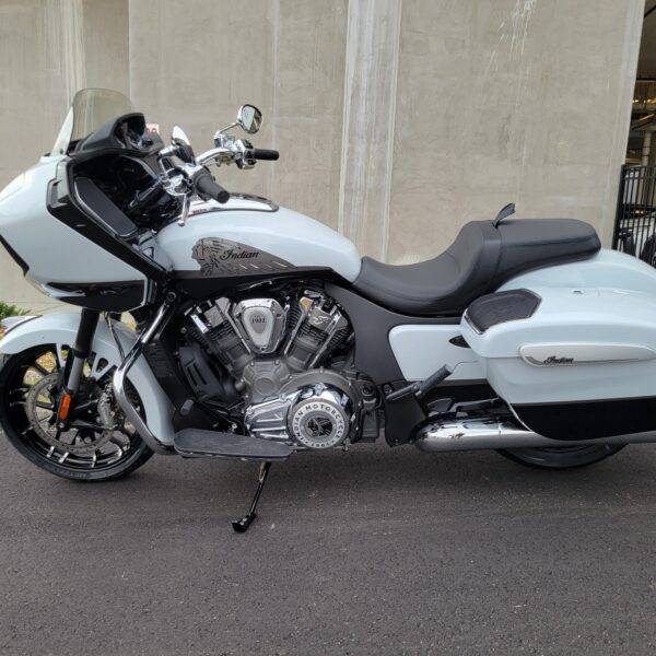 Get/Buy 2024 Indian Motorcycle® Challenger® Limited Ghost