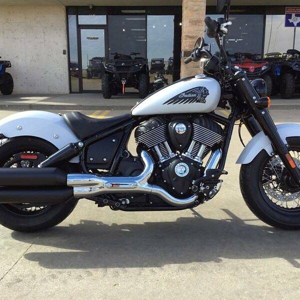 2024 Indian Motorcycle® Chief Bobber ABS Ghost White Metallic Smoke